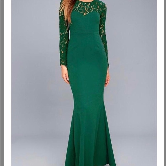 Lulus Dresses & Skirts - Lulus Green lace party evening gown